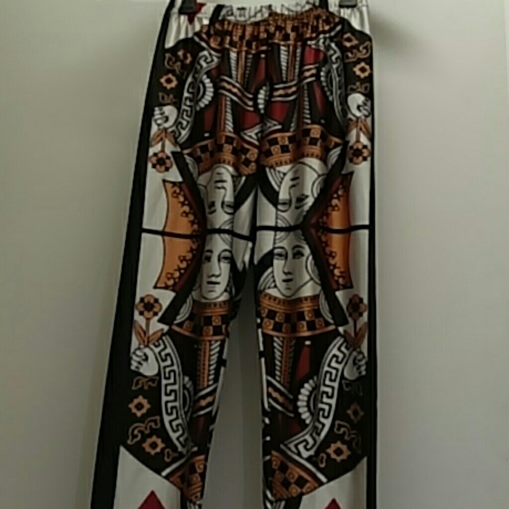Queen of hearts playing card silky leggings - Picture 2 of 3